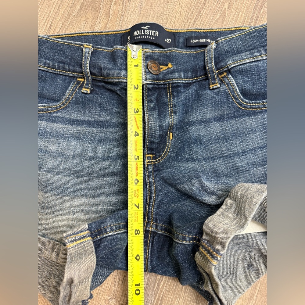 Hollister Low Rise Midi Shorts Size 5/27 - Picture 7 of 9